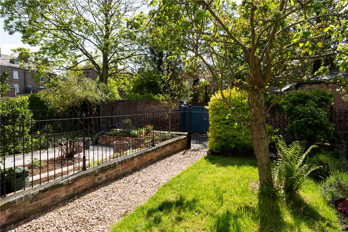 4 bedroom House, Mount Parade, York, YO24 - , Image 18