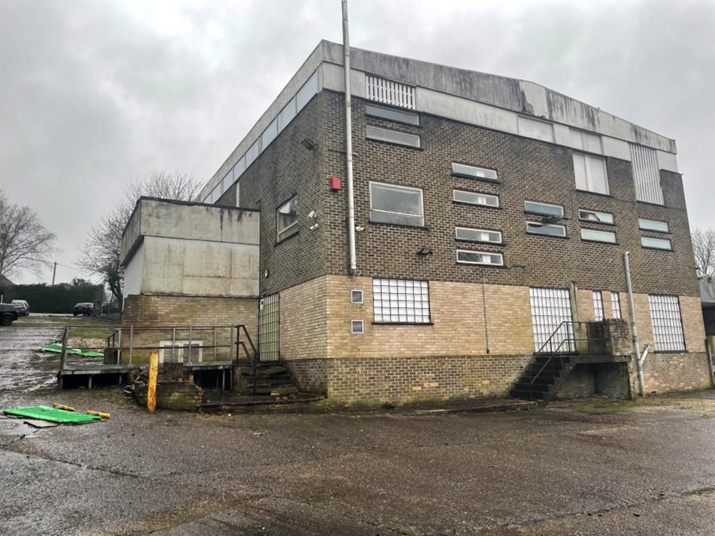 16925 Sq Ft, Evingar Road, Whitchurch, RG28 - Available