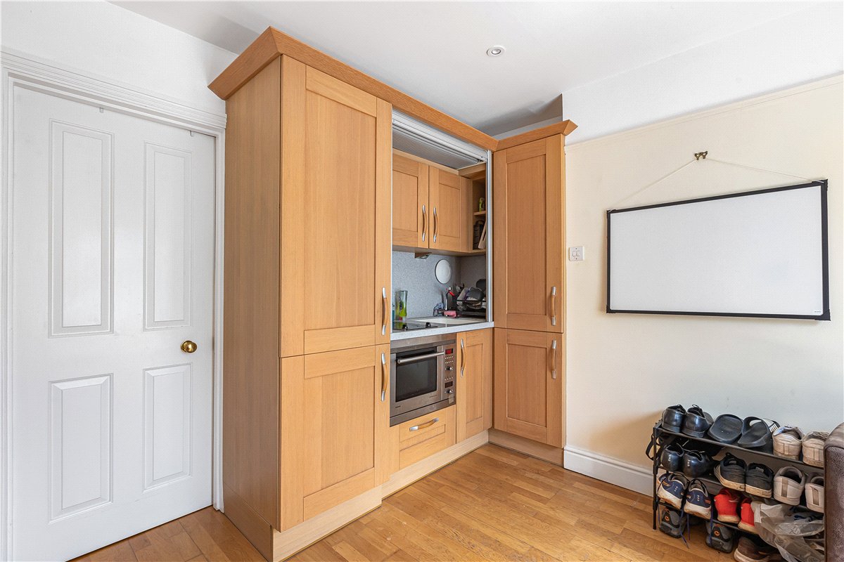 1 bedroom Flat, Walton Crescent, Oxford, OX1 - Let Agreed, Image 1
