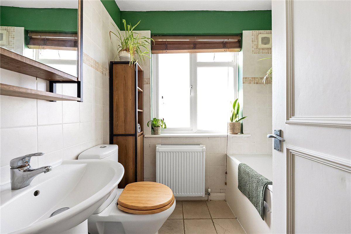 2 bedroom Flat, Lyford Road, London, SW18 - Available, Image 8