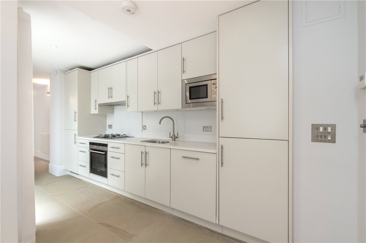 2 bedroom Flat, Great Cumberland Place, Marylebone, W1H - Available, Image 1