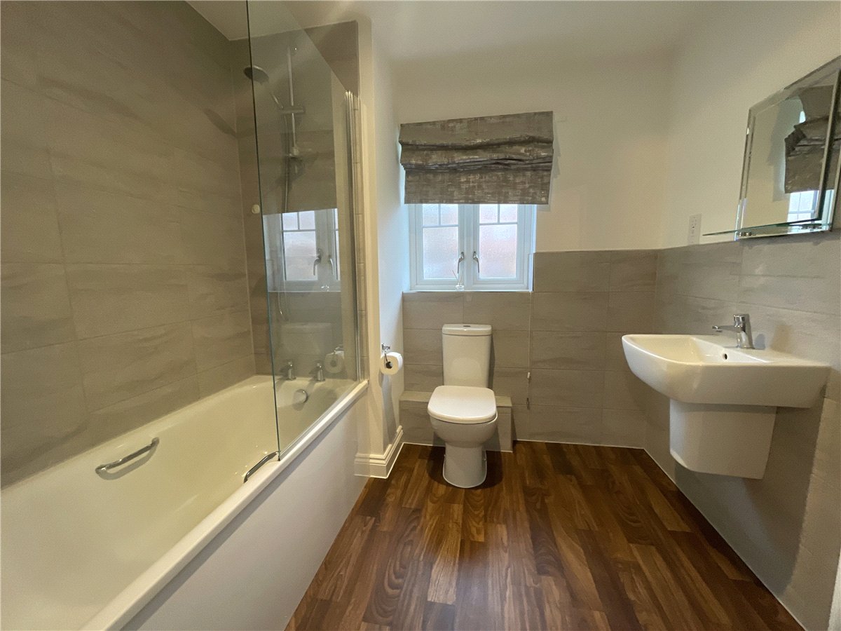 2 bedroom House, Woolhampton, Reading, RG7 - , Image 3