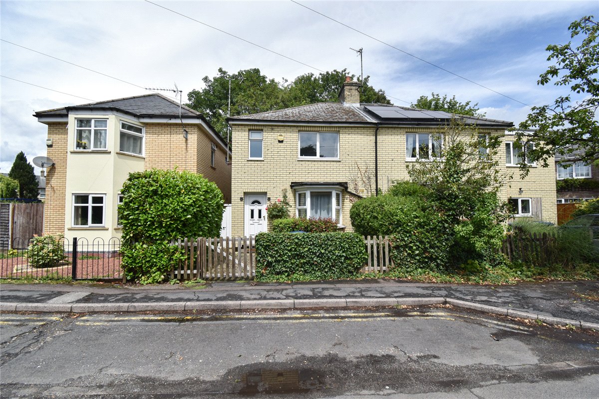 3 bedroom House, Laburnum Close, Cambridge, CB4 - Available