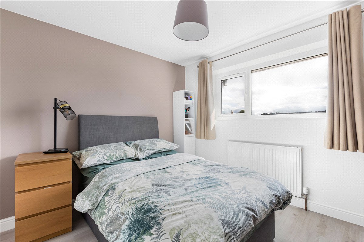 3 bedroom House, Lower Prospect, Marlborough, SN8 - Available, Image 6