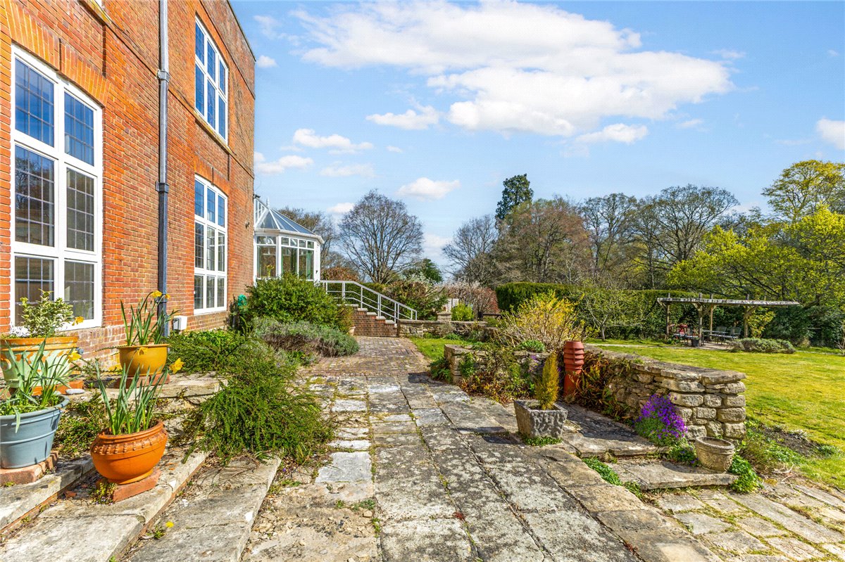 5 bedroom House, Stockcross, Newbury, RG20 - Available, Image 24