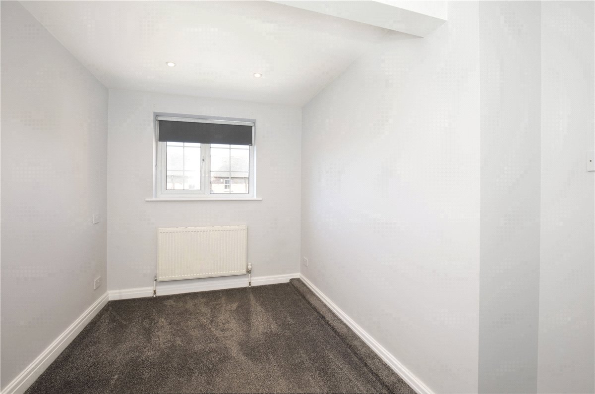 3 bedroom House, Highlands Avenue, Strensall, YO32 - Available, Image 7