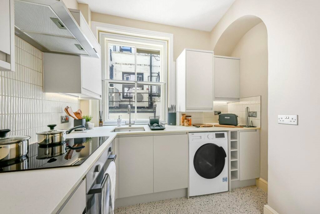 2 bedroom Flat, Frith Street, London, W1D - Available, Image 1