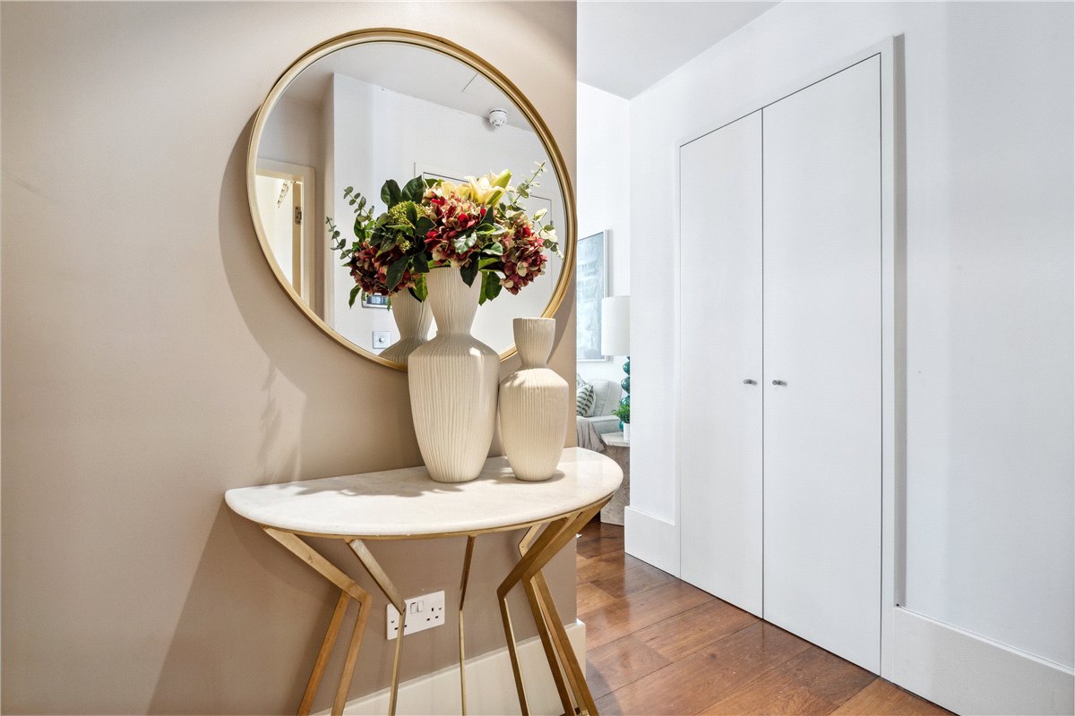 1 bedroom Flat, Maddox Street, London, W1S - Sold, Image 5