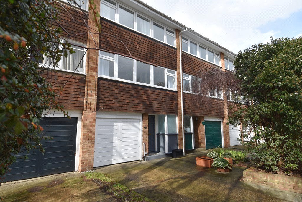 4 bedroom House, Woodville Road, Richmond, TW10 - , Image 15