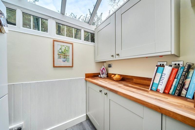2 bedroom Cottage, Upper Ham Road, Richmond, TW10 - Available, Image 9