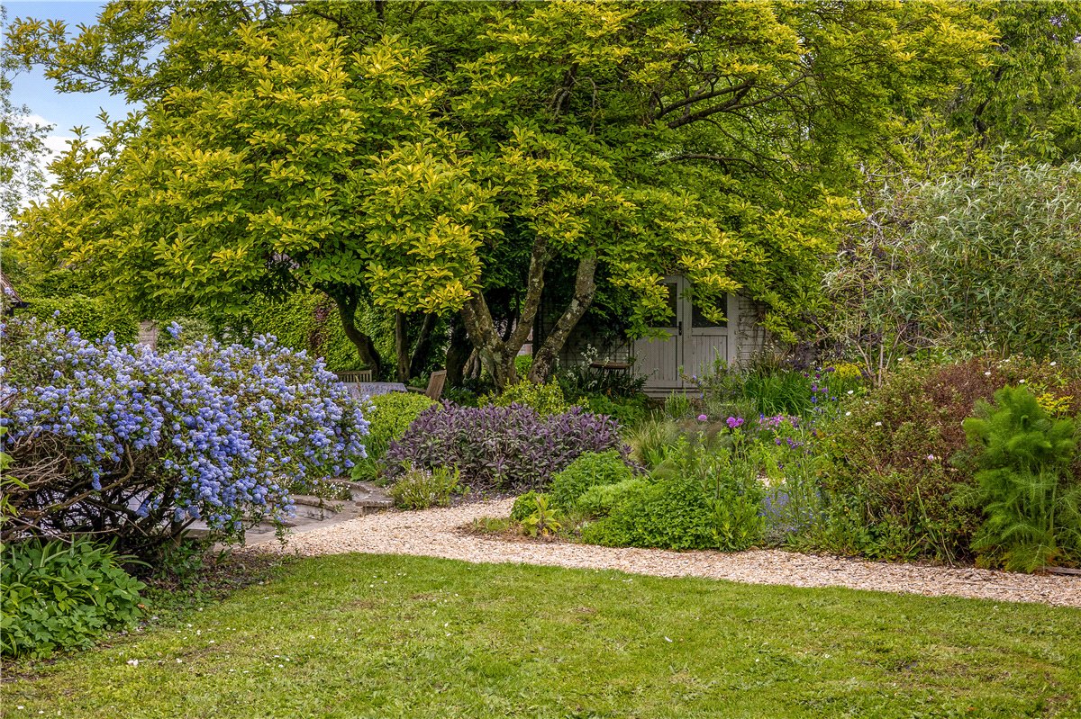4 bedroom House, Easton Royal, Pewsey, SN9 - Available, Image 20