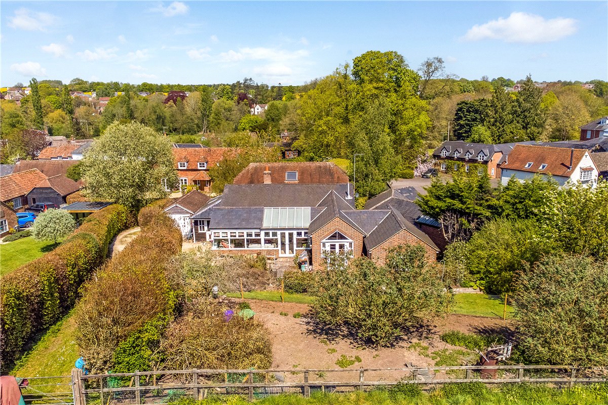 5 bedroom House, High Street, Manton, SN8 - Available, Image 2