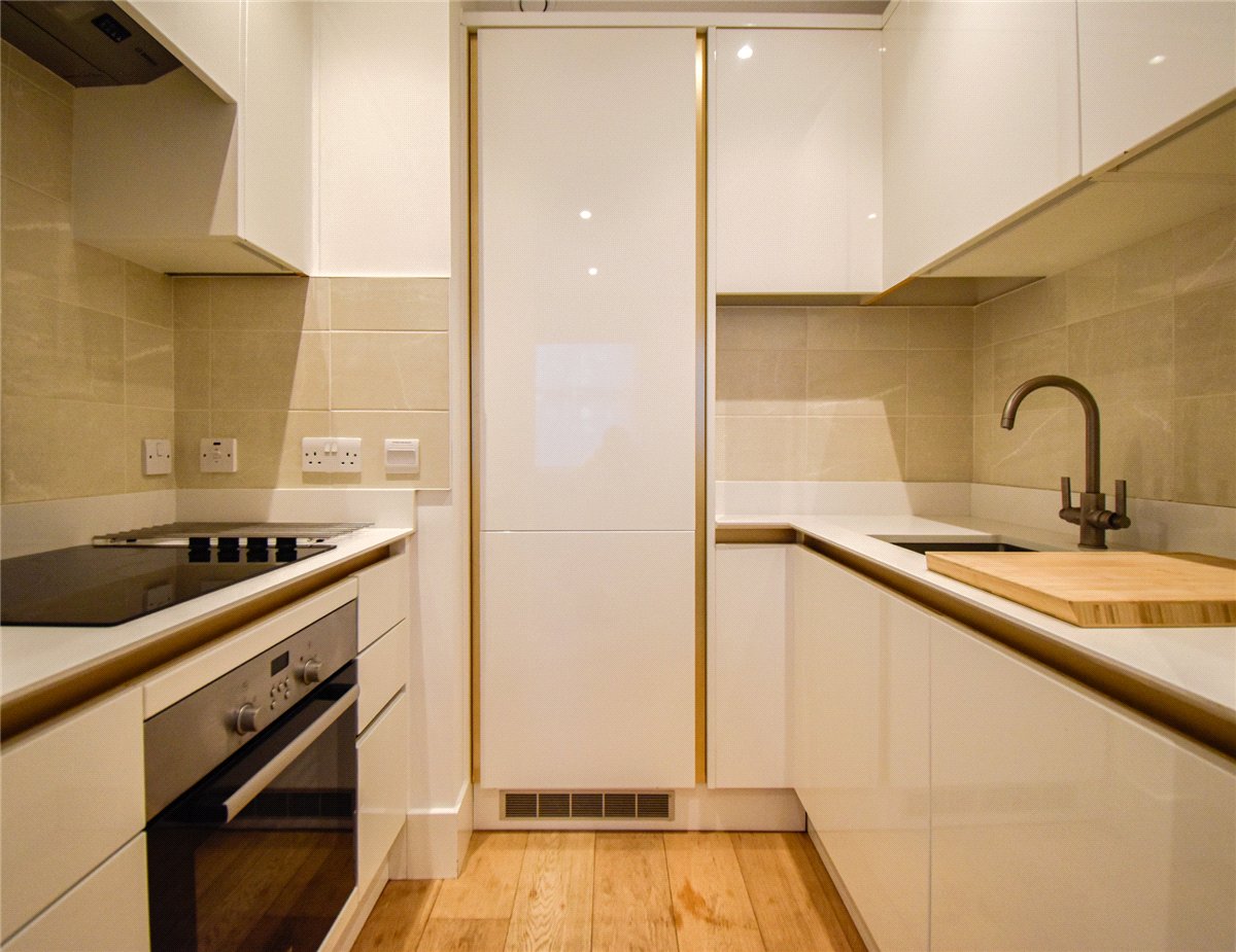 1 bedroom Flat, Carlyle House, 20 Devonshire Road, CB1 - , Image 2