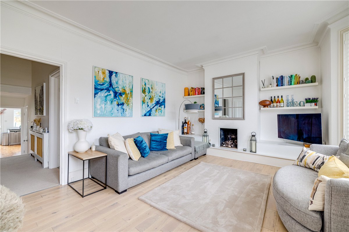 2 bedroom Maisonette, Amerland Road, London, SW18 - Available, Image 7