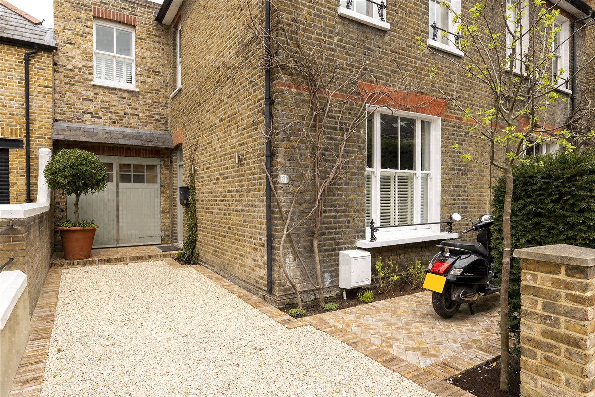 3 bedroom House, St. James's Drive, London, SW17 - Sold, Image 2