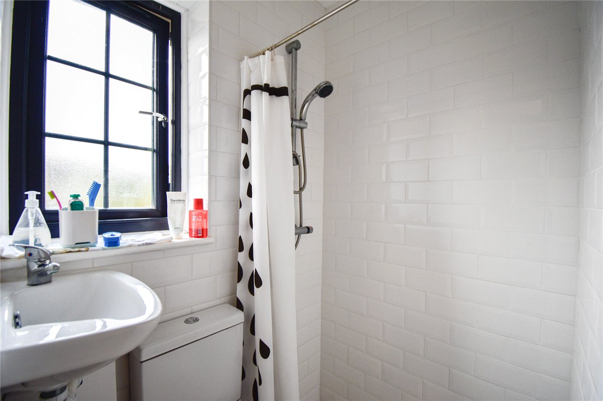 4 bedroom House, Cavesson Court, Cambridge, CB4 - Available, Image 8