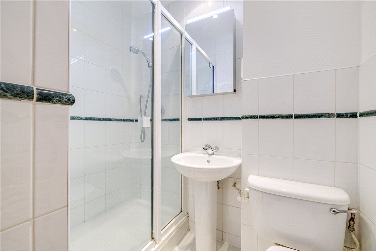 2 bedroom Flat, Rosebery Avenue, Clerkenwell, EC1R - , Image 5