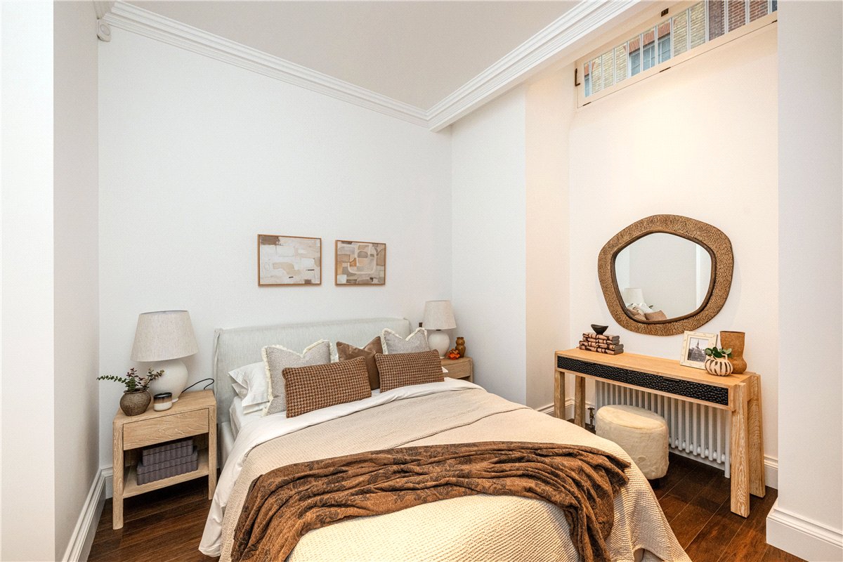 1 bedroom Flat, Charles Street, London, W1J - Available, Image 2