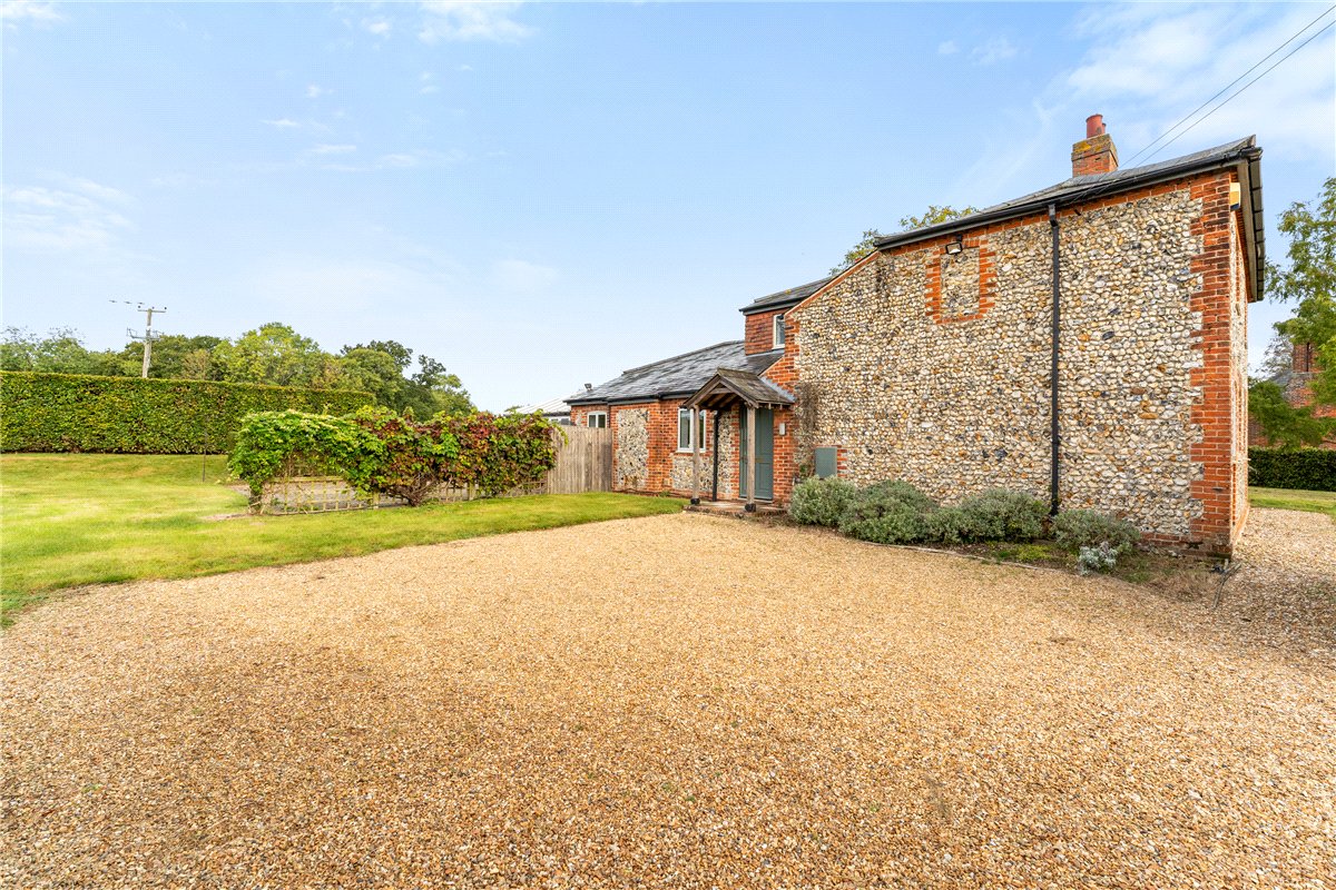 4 bedroom House, The Street, Kirtling, CB8 - Available, Image 18