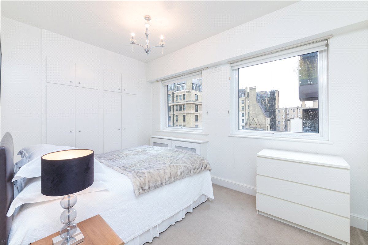 3 bedroom Flat, Weymouth Street, Fitzrovia, W1W - Available, Image 3
