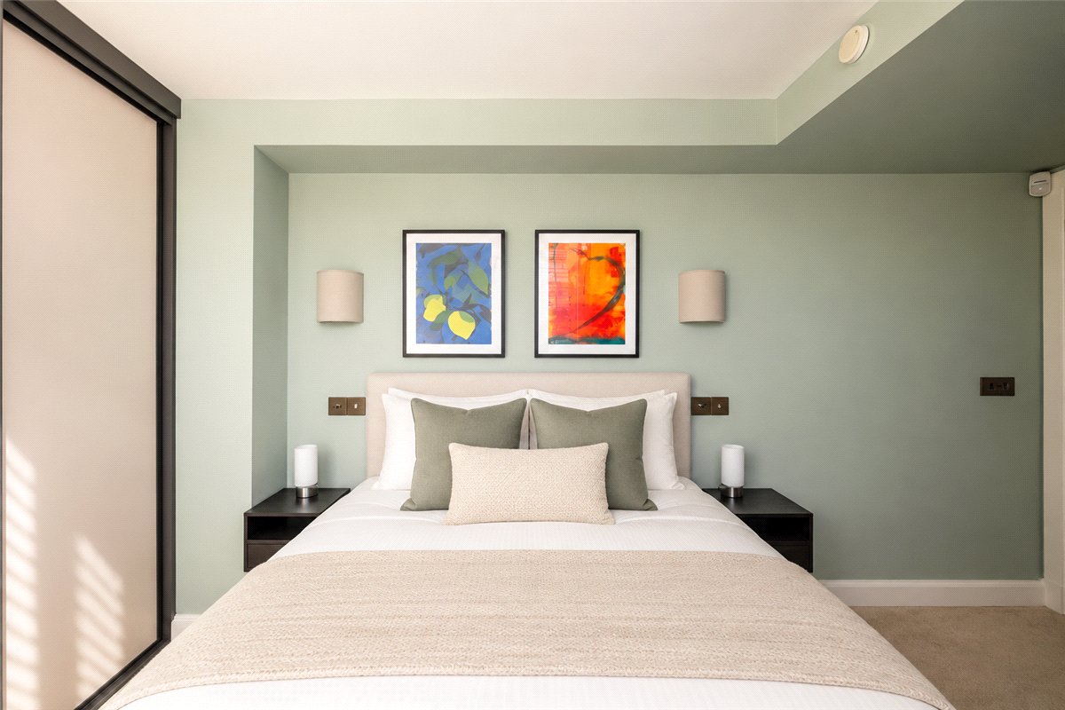2 bedroom Residential, Albemarle Street, Mayfair, W1S - Available, Image 9