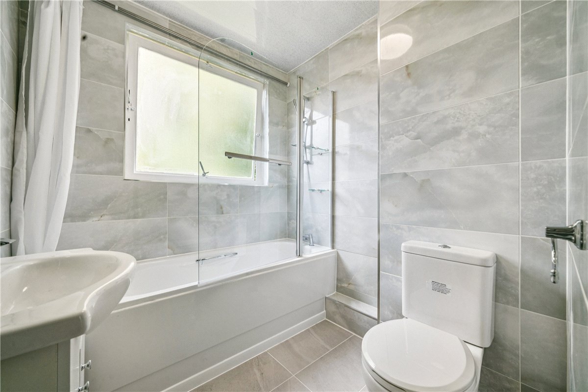 3 bedroom Flat, Carlton Drive, London, SW15 - , Image 6