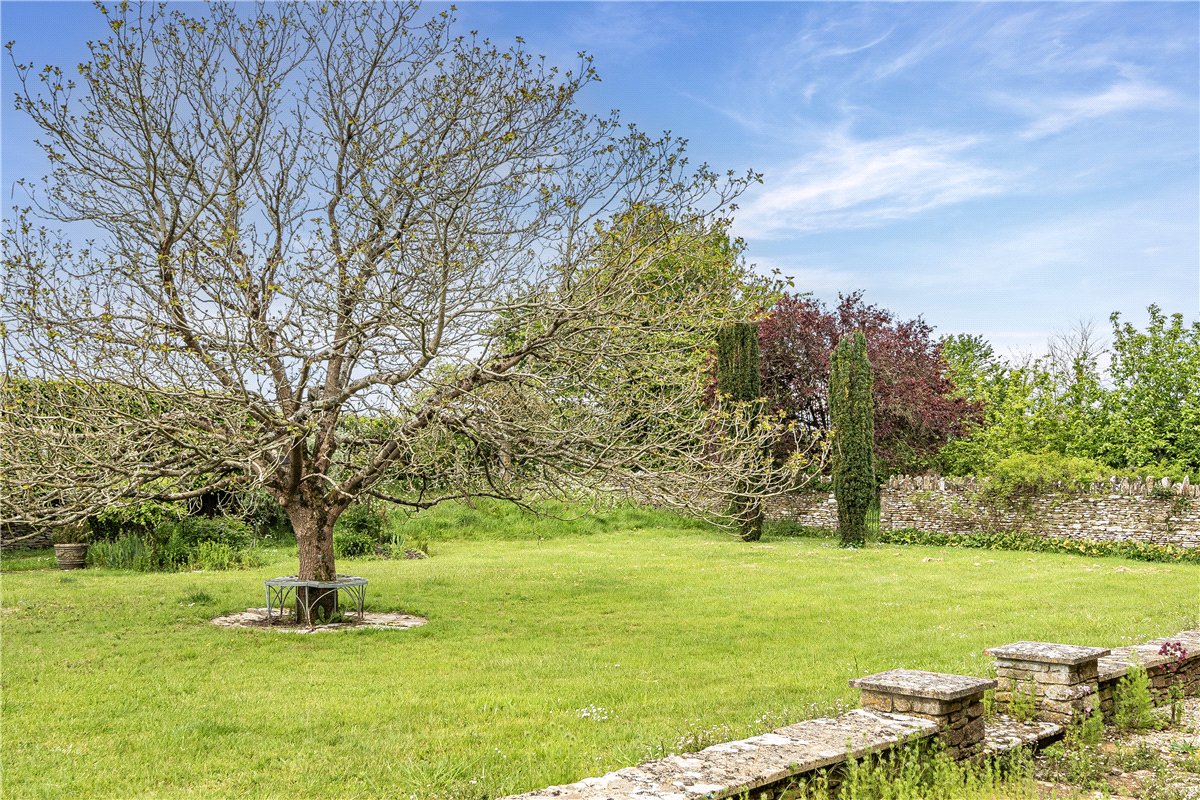 5 bedroom House, West Yatton, Yatton Keynell, SN14 - Available, Image 7