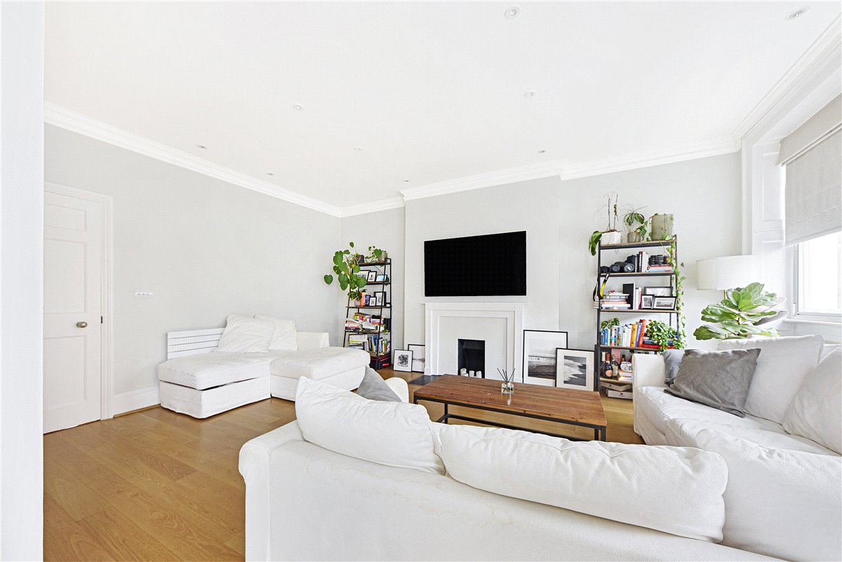 1 bedroom Flat, Gloucester Place, Marylebone, W1U - Available, Image 2