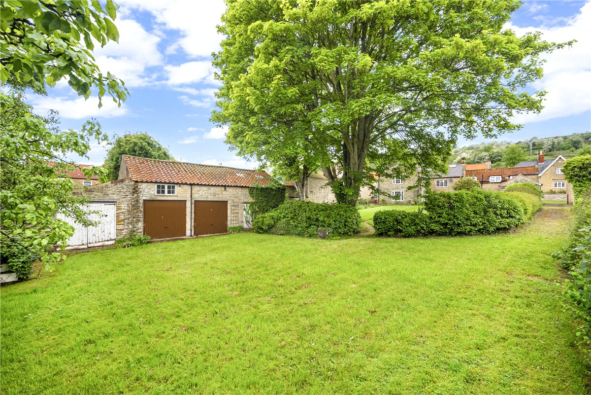4 bedroom House, East End, Ampleforth, YO62 - Available, Image 10