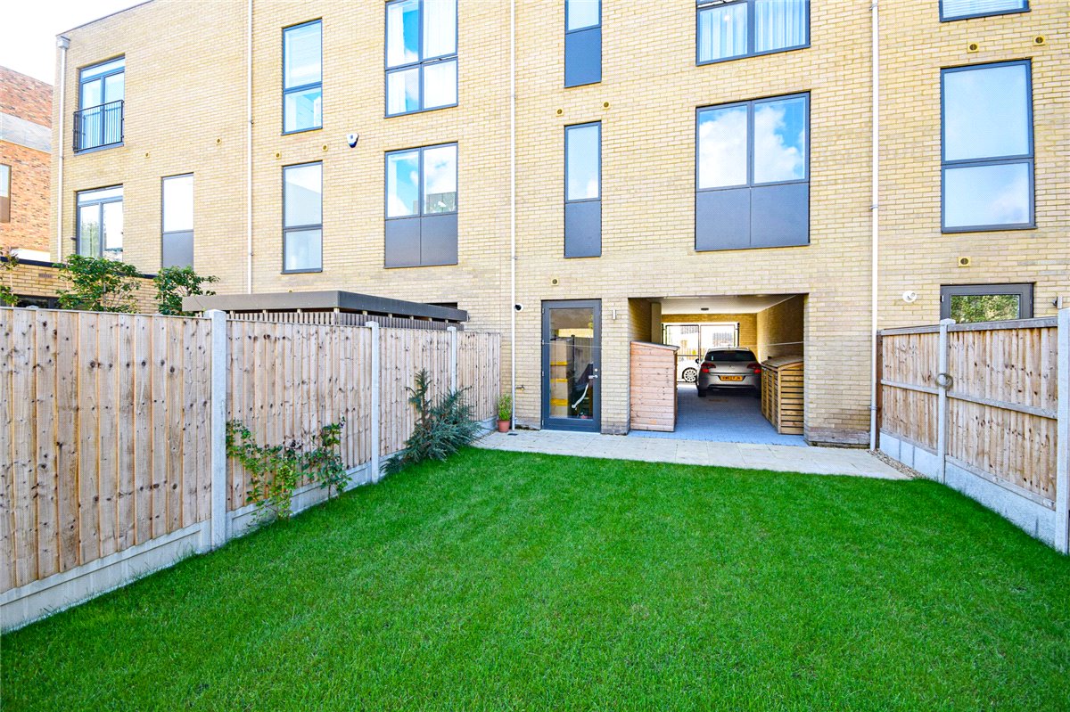 3 bedroom House, Whitelocks Drive, Trumpington, CB2 - Let Agreed, Image 1