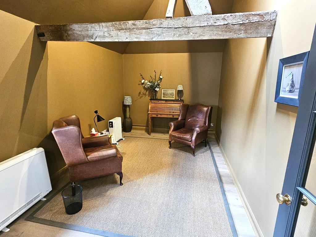 1313 Sq Ft, Redbournbury Lane, St. Albans, AL3 - Available, Image 10