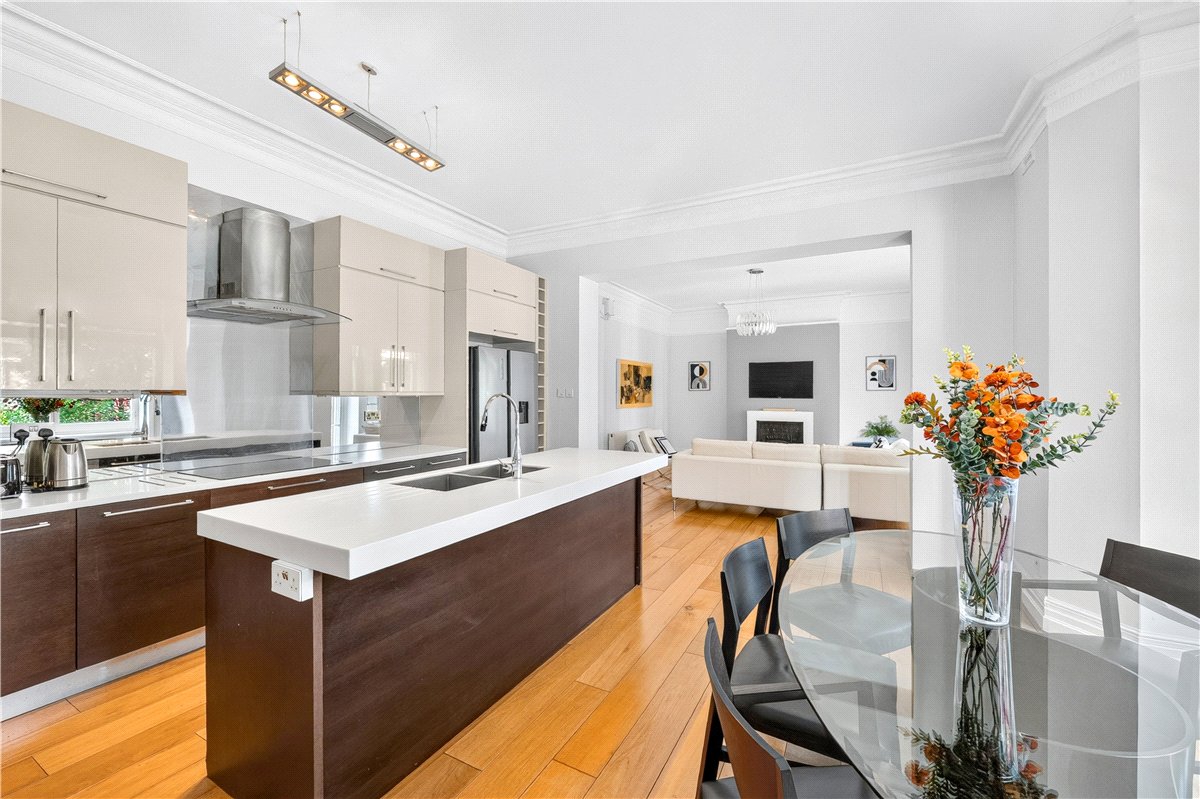 3 bedroom Flat, Cabbell Street, London, NW1 - Available, Image 3
