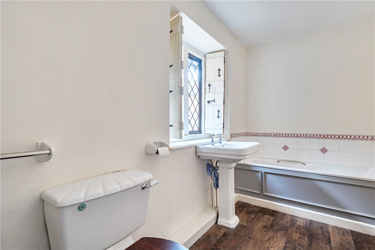 4 bedroom House, Bowden Hill, Lacock, SN15 - Available, Image 10