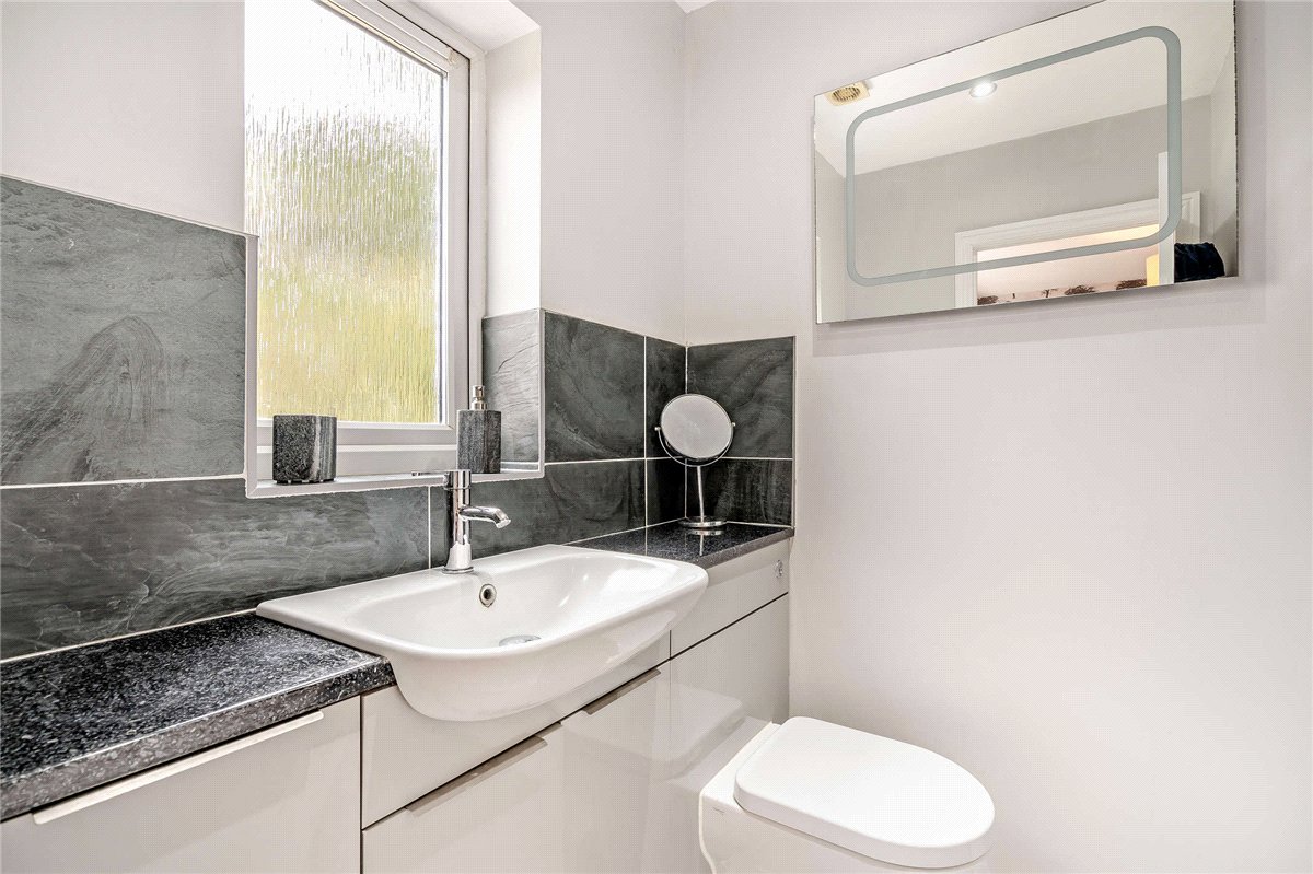 3 bedroom House, Mandarin Drive, Newbury, RG14 - Available, Image 12