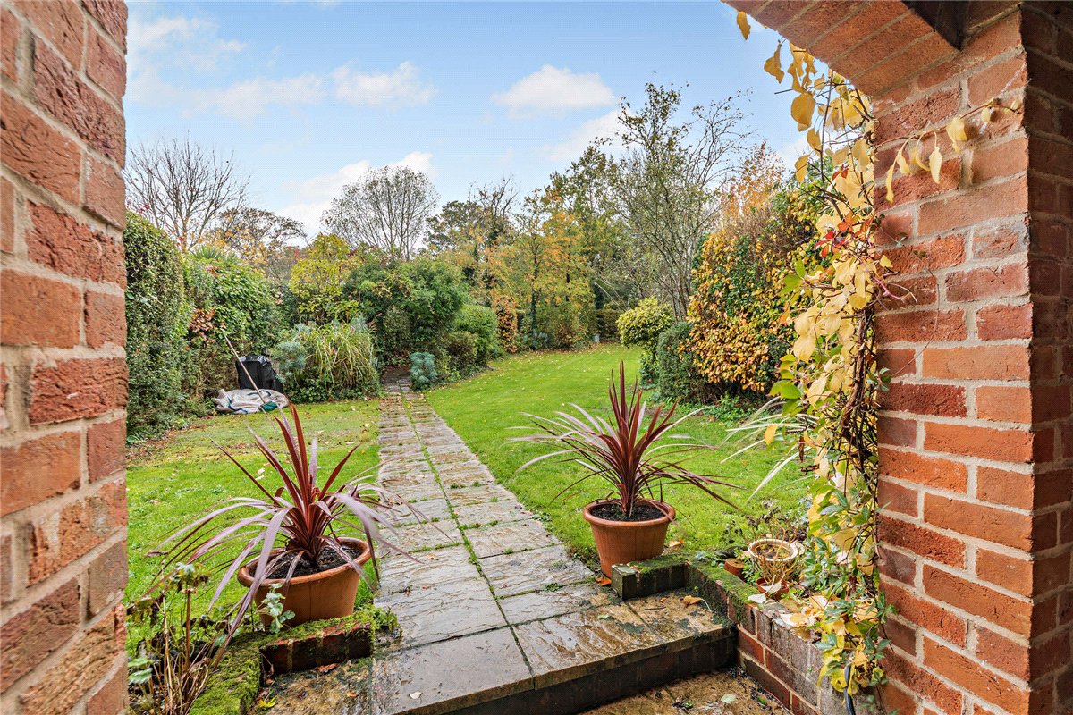 4 bedroom Barn Conversion, Snelsmore, Newbury, RG14 - Available, Image 22