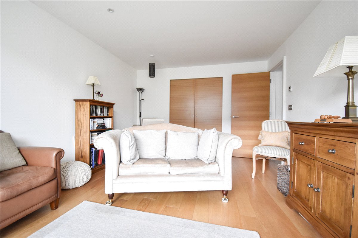 2 bedroom Flat, Kingsley Walk, Cambridge, CB5 - Sold, Image 6