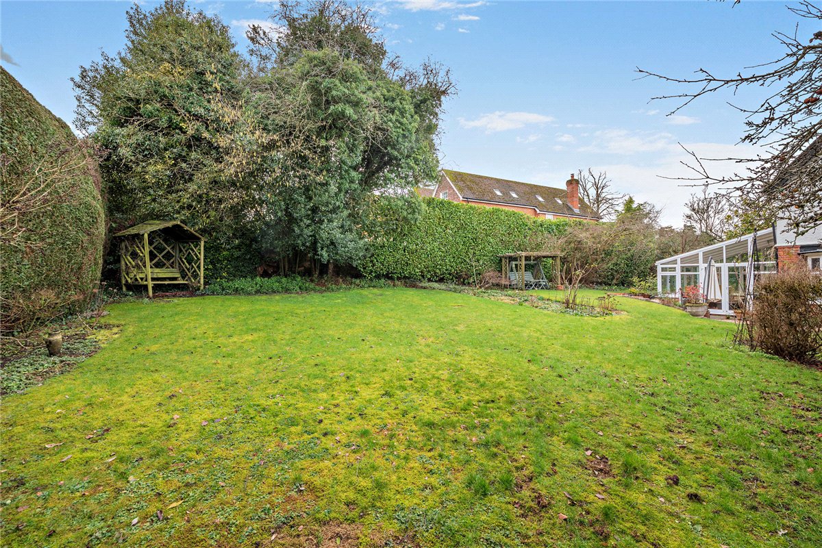 5 bedroom House, Andover Road, Newbury, RG14 - Available, Image 24