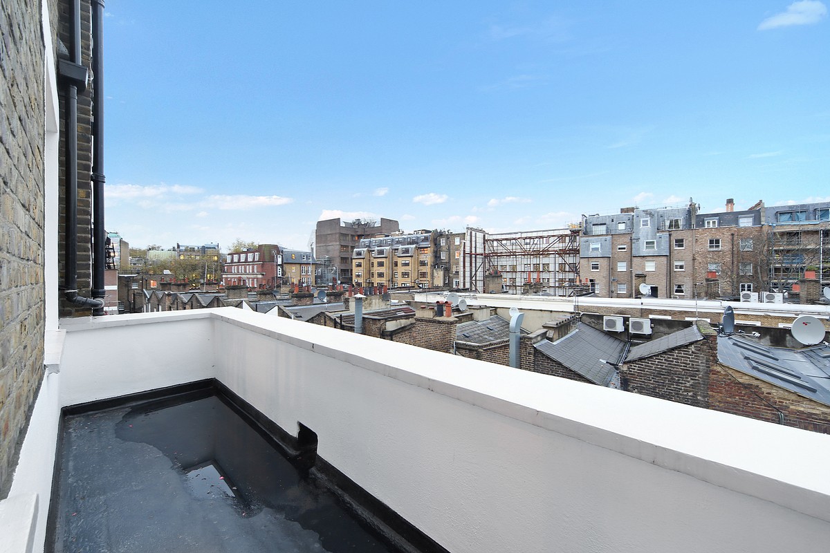 3 bedroom Flat, Ovington Square, London, SW3 - Available, Image 2