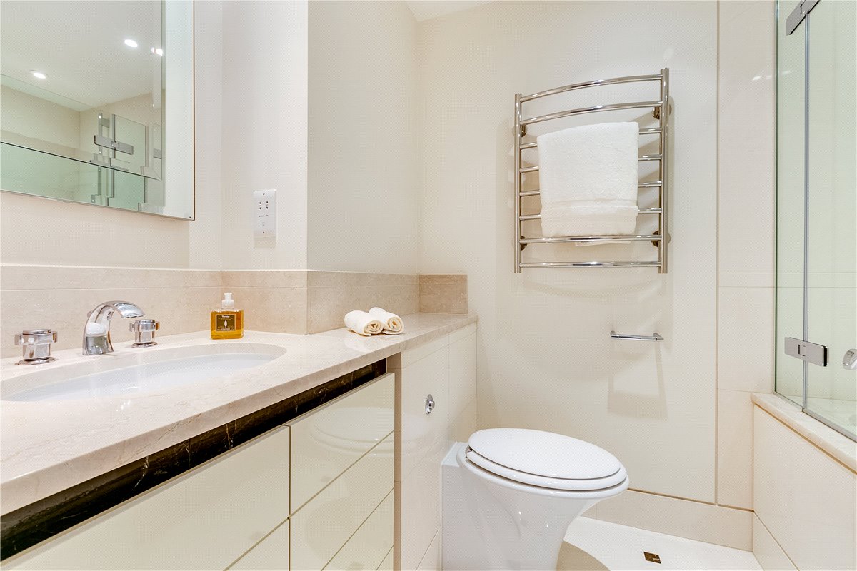 3 bedroom Flat, Knightsbridge, London, SW7 - Available, Image 11