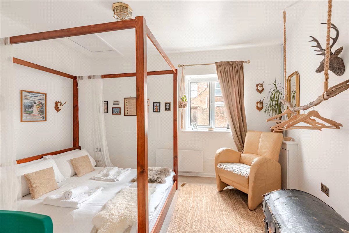 1 bedroom Bungalow, Dudley Court, York, YO31 - Available, Image 3