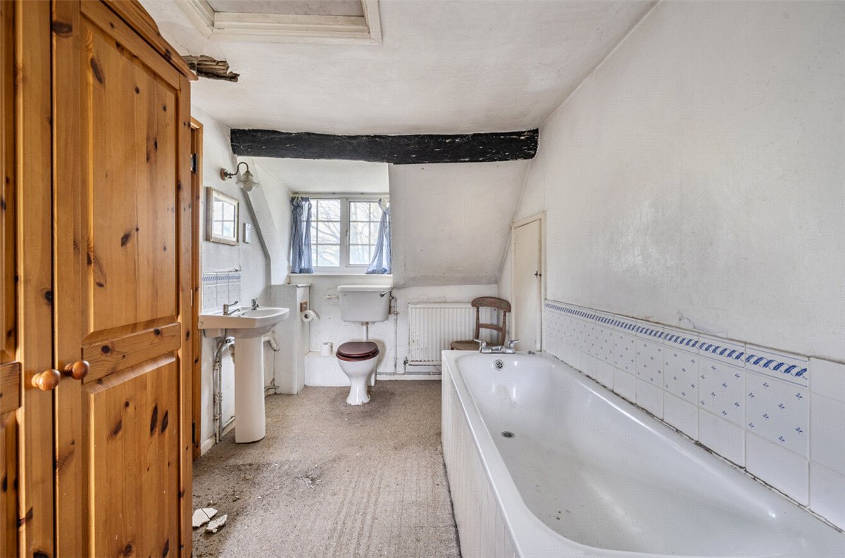 3 bedroom Cottage, Brown's Lane, Alton Barnes, SN8 - Available, Image 7