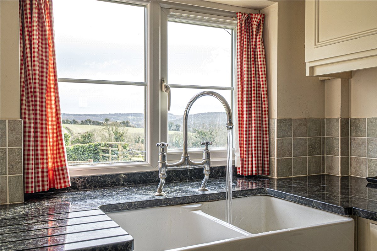 3 bedroom House, West Meon, Petersfield, GU32 - Sold, Image 2