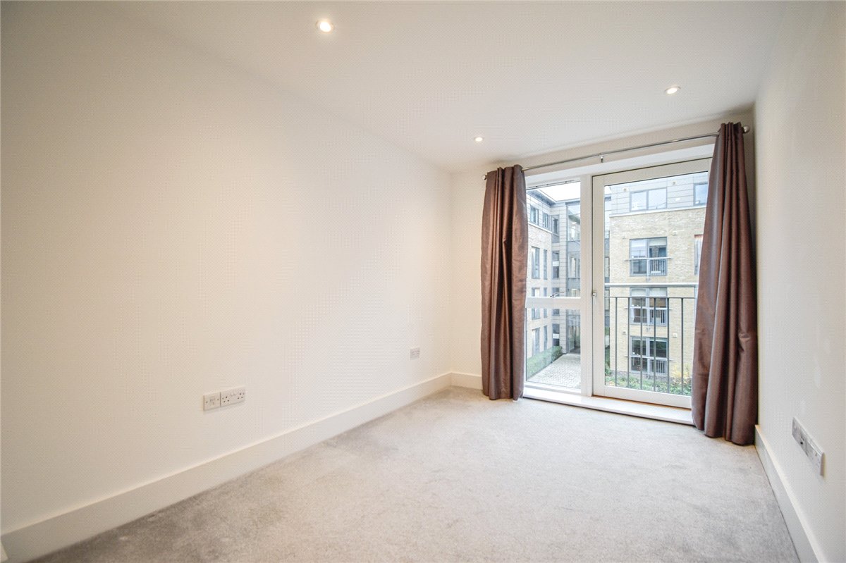 2 bedroom Flat, Keynes House, Kingsley Walk, CB5 - Available, Image 10