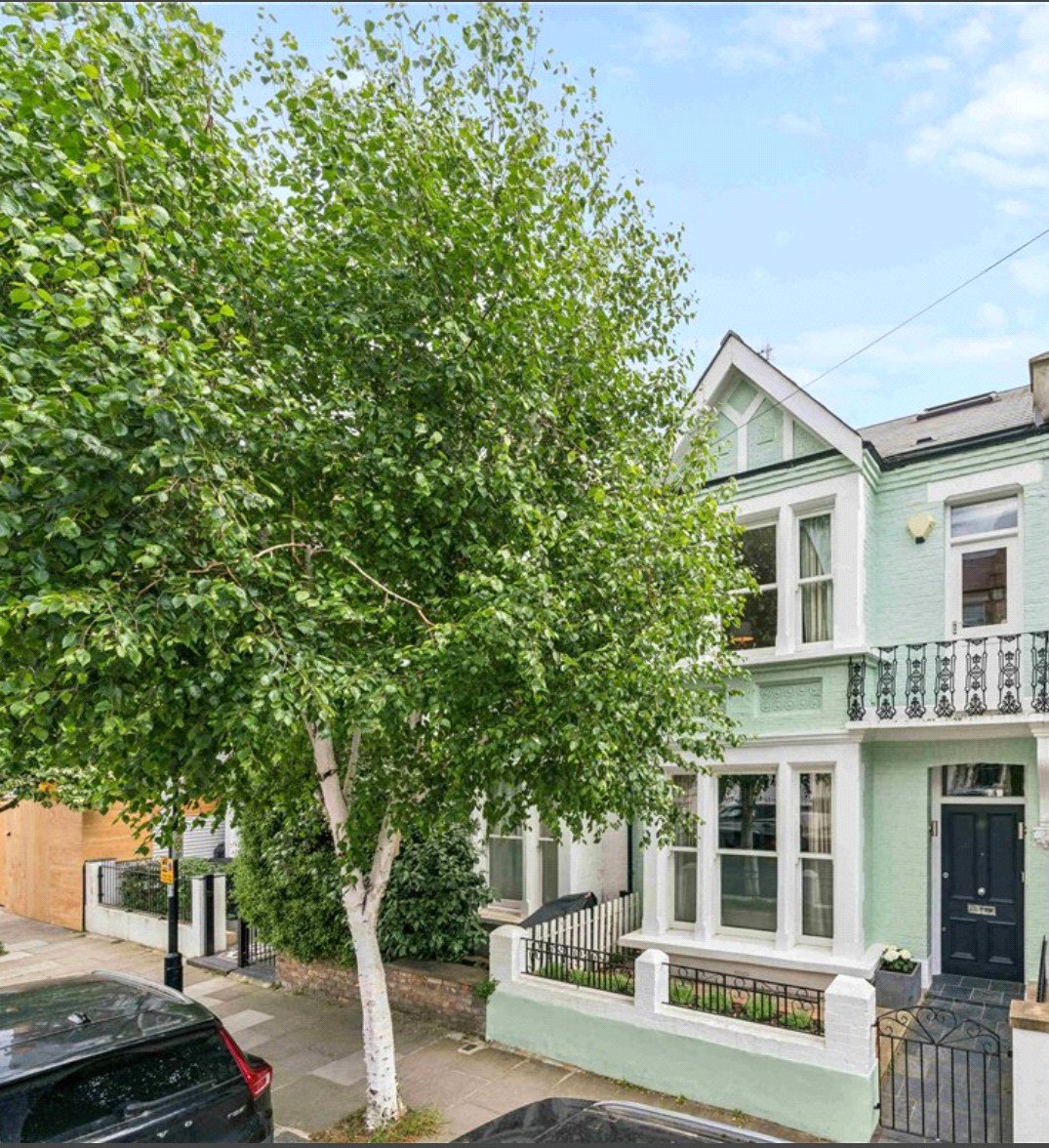 4 bedroom House, Tournay Road, London, SW6 - Available, Image 2