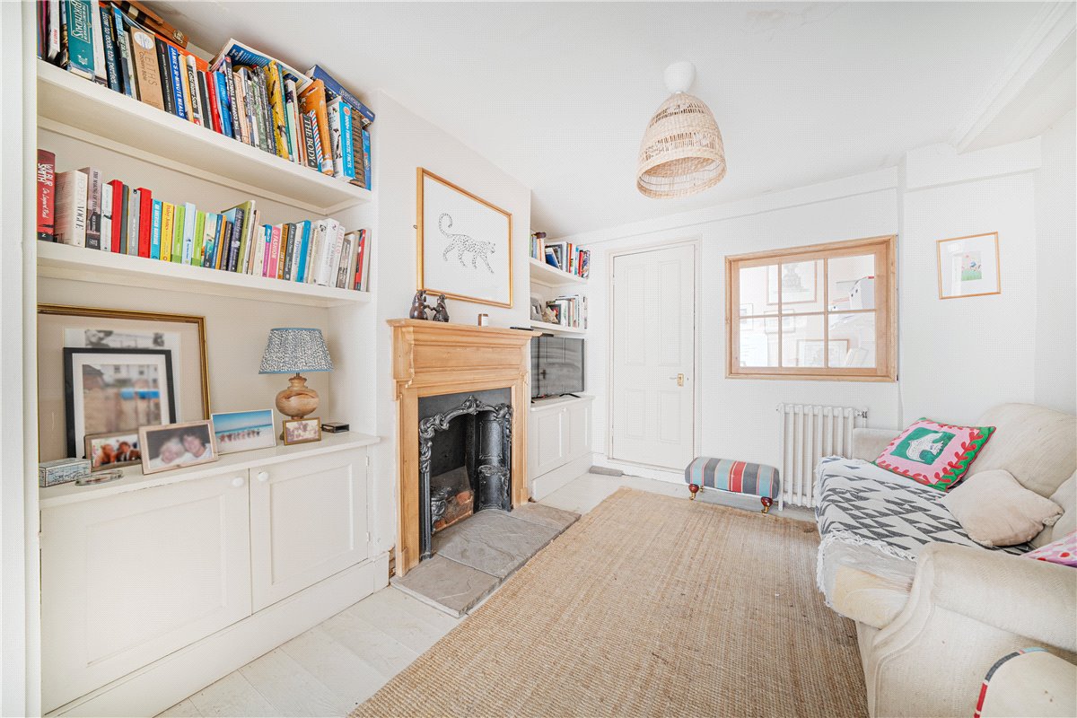 5 bedroom House, East Street, Hambledon, PO7 - Sold STC, Image 5