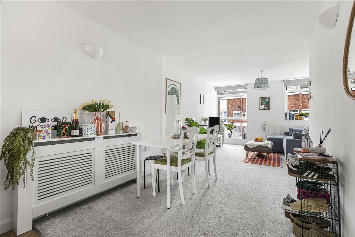 2 bedroom Flat, Harefields, Oxford, OX2 - , Image 6