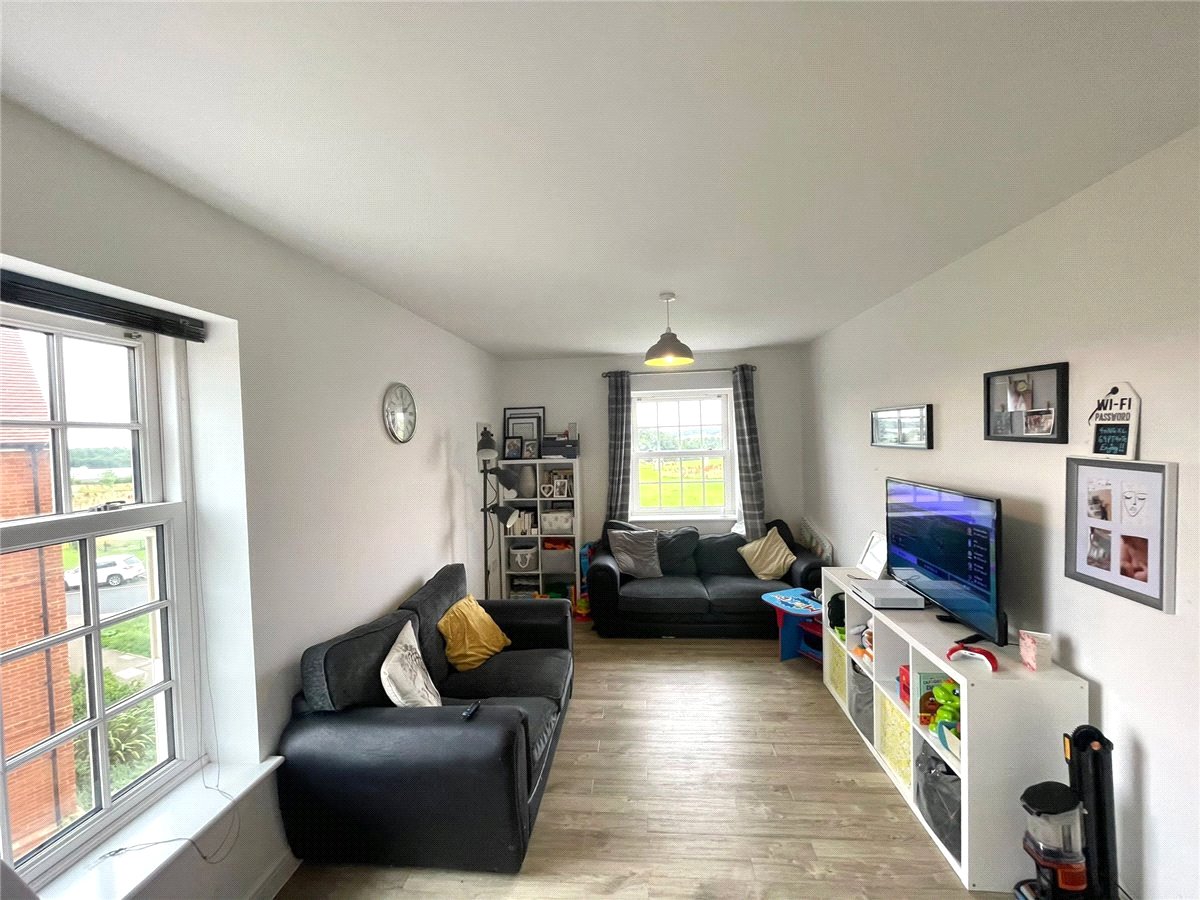 2 bedroom Flat, Thenford Way, Banbury, OX16 - Let Agreed, Image 7