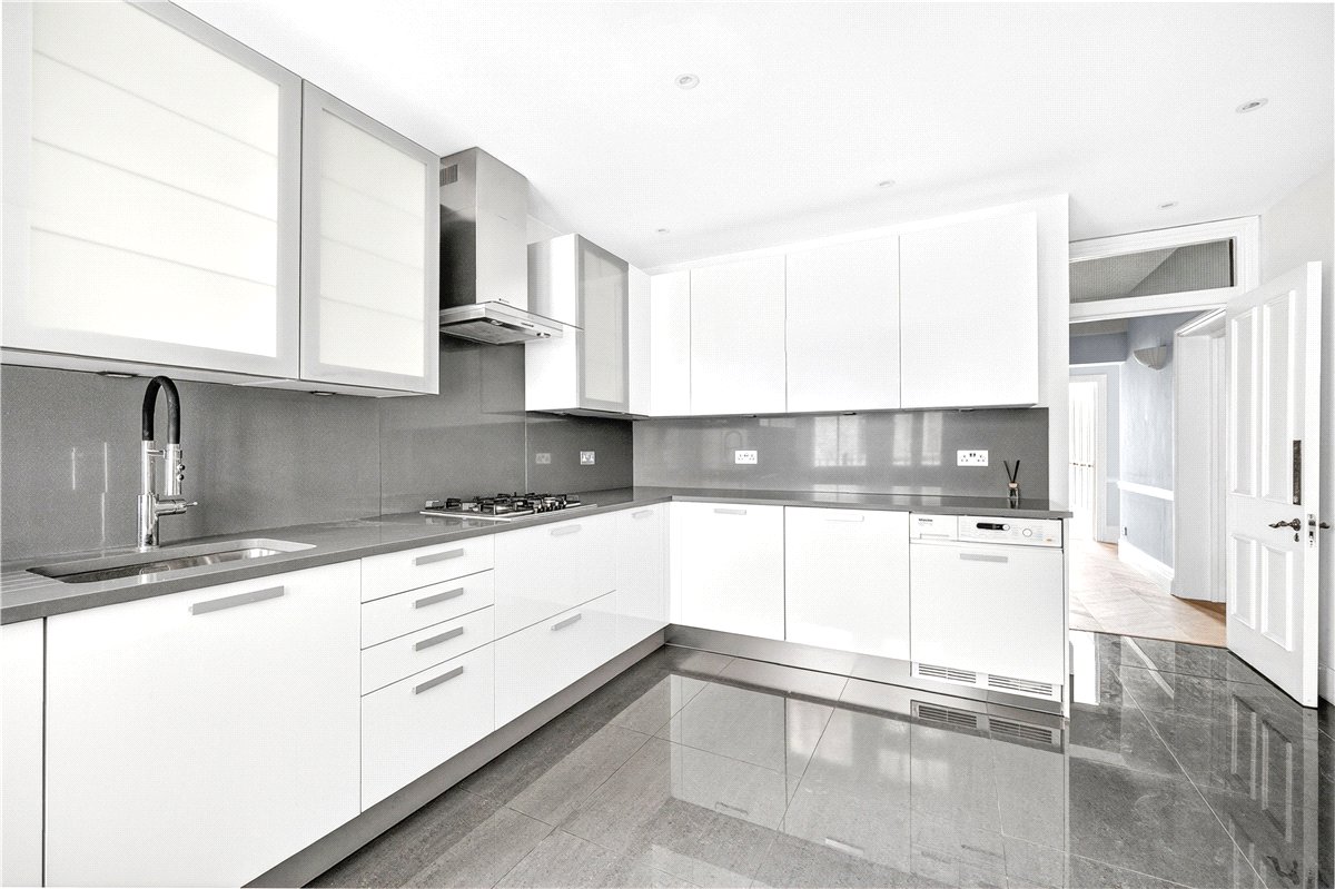 4 bedroom Flat, Cumberland Mansions, George Street, W1H - Available, Image 11