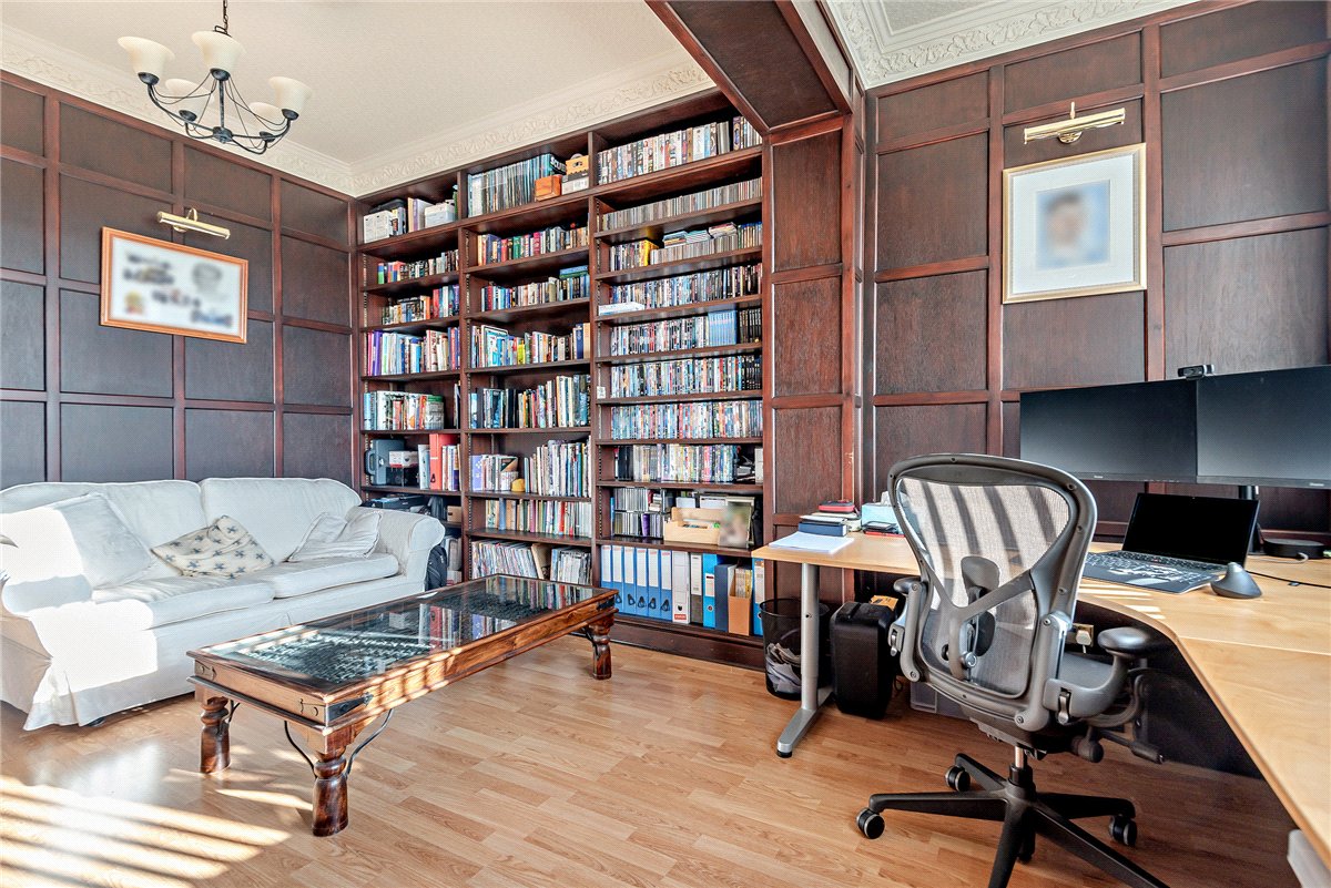 5 bedroom House, Fox's Lane, Kingsclere, RG20 - Available, Image 5