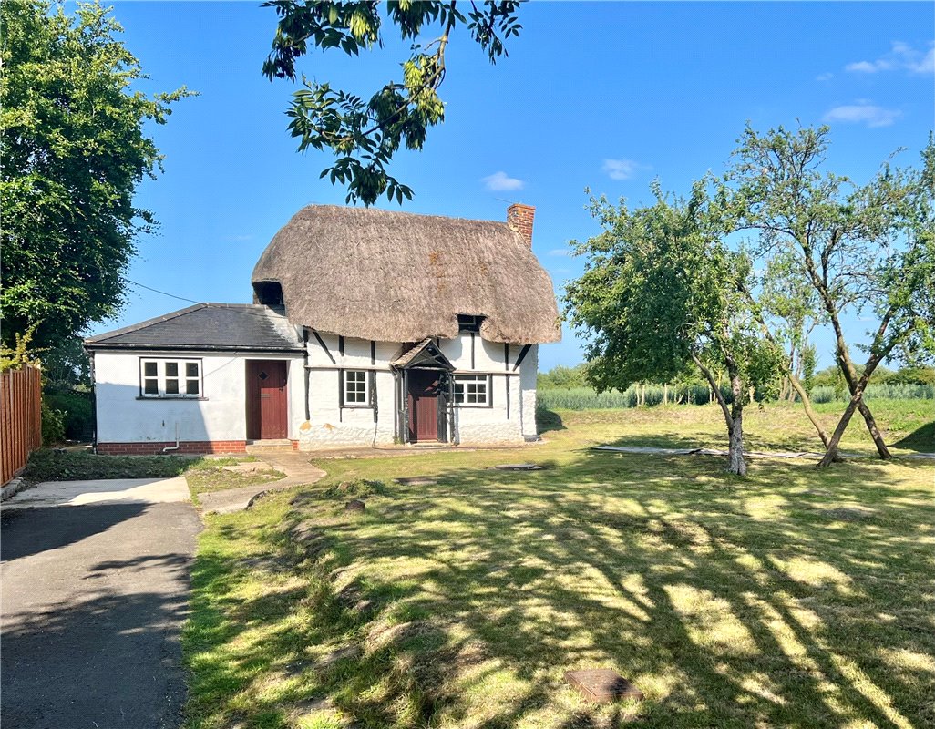 2 bedroom Cottage, Mill Lane, Chalgrove, OX44 - Sold STC